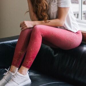 ZYIA Red Stay Gold Light n Tight Leggings